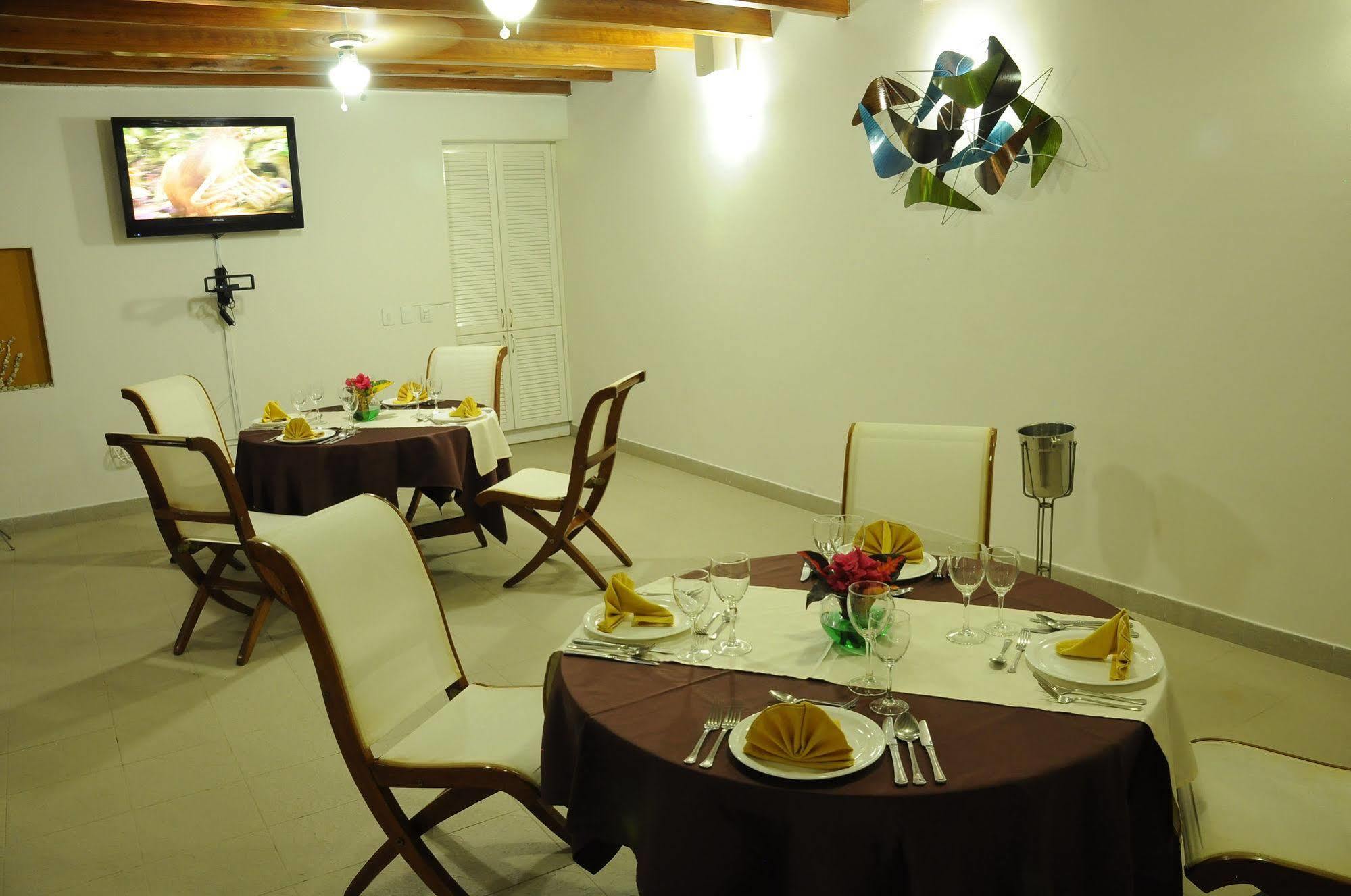 Hosteria Del Parque Мачалия Екстериор снимка